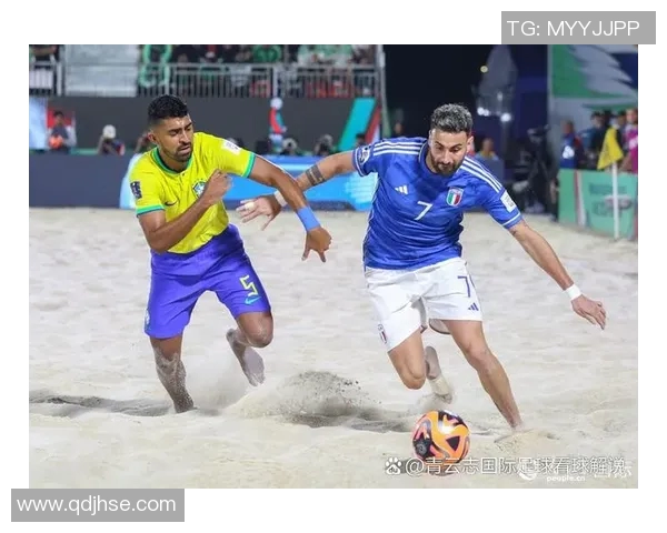 足球明星与球队的精彩瞬间图文展示，感受绿茵场上的激情与荣耀