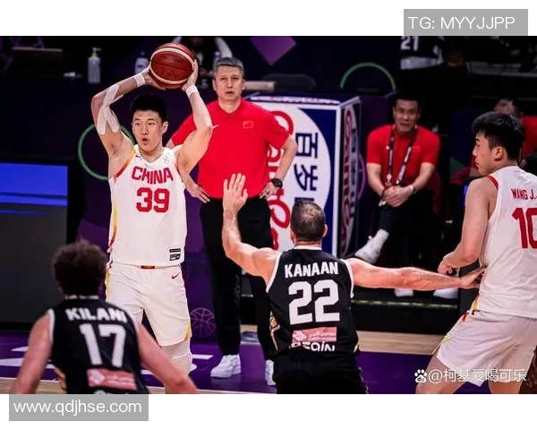 中国男篮迎战伊拉克男篮力争在亚洲杯赛场上取得佳绩