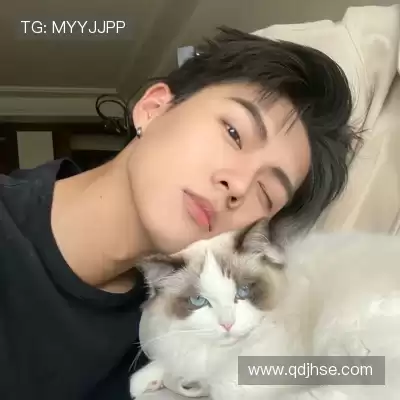 滑鹤迅